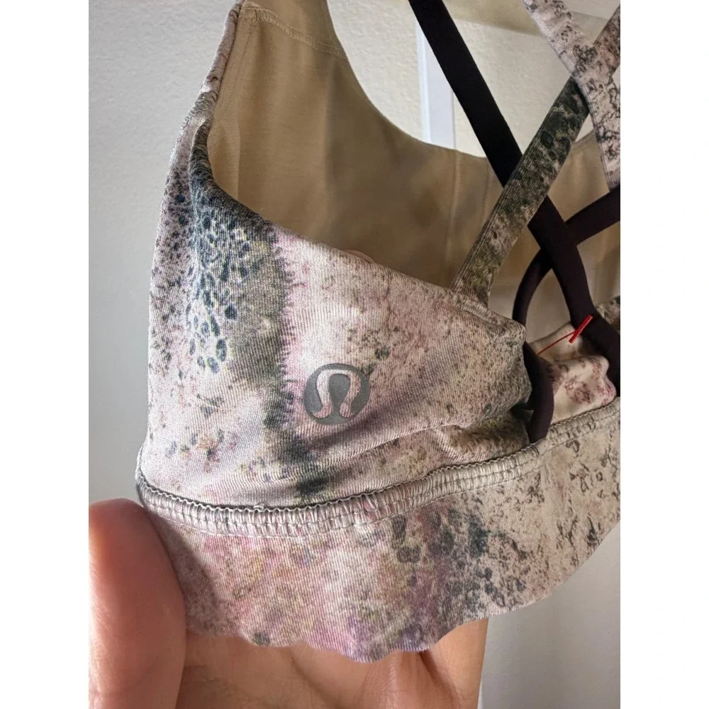 Lululemon Energy Bra Multi Color Abstract Marble Strappy Back Sports Bra Size 4